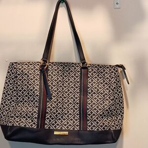 Tommy Hilfiger tote
